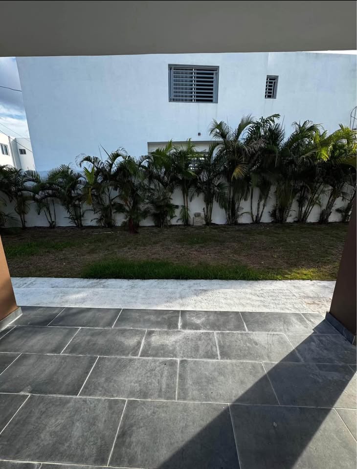 se alquila hermosa casa ubicada en el residencial los caraballo - Foto 4