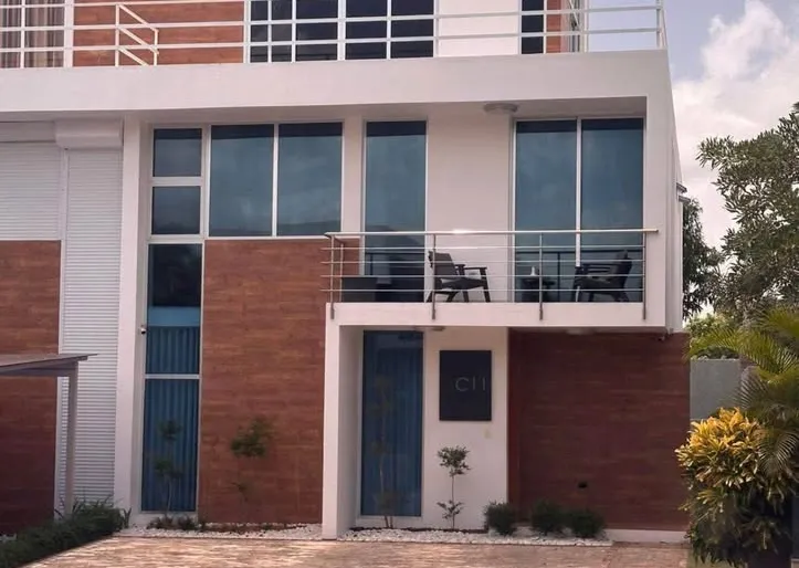 Beautiful 3-story house in the Las Colinas Townhouse neighborhood in Higüey