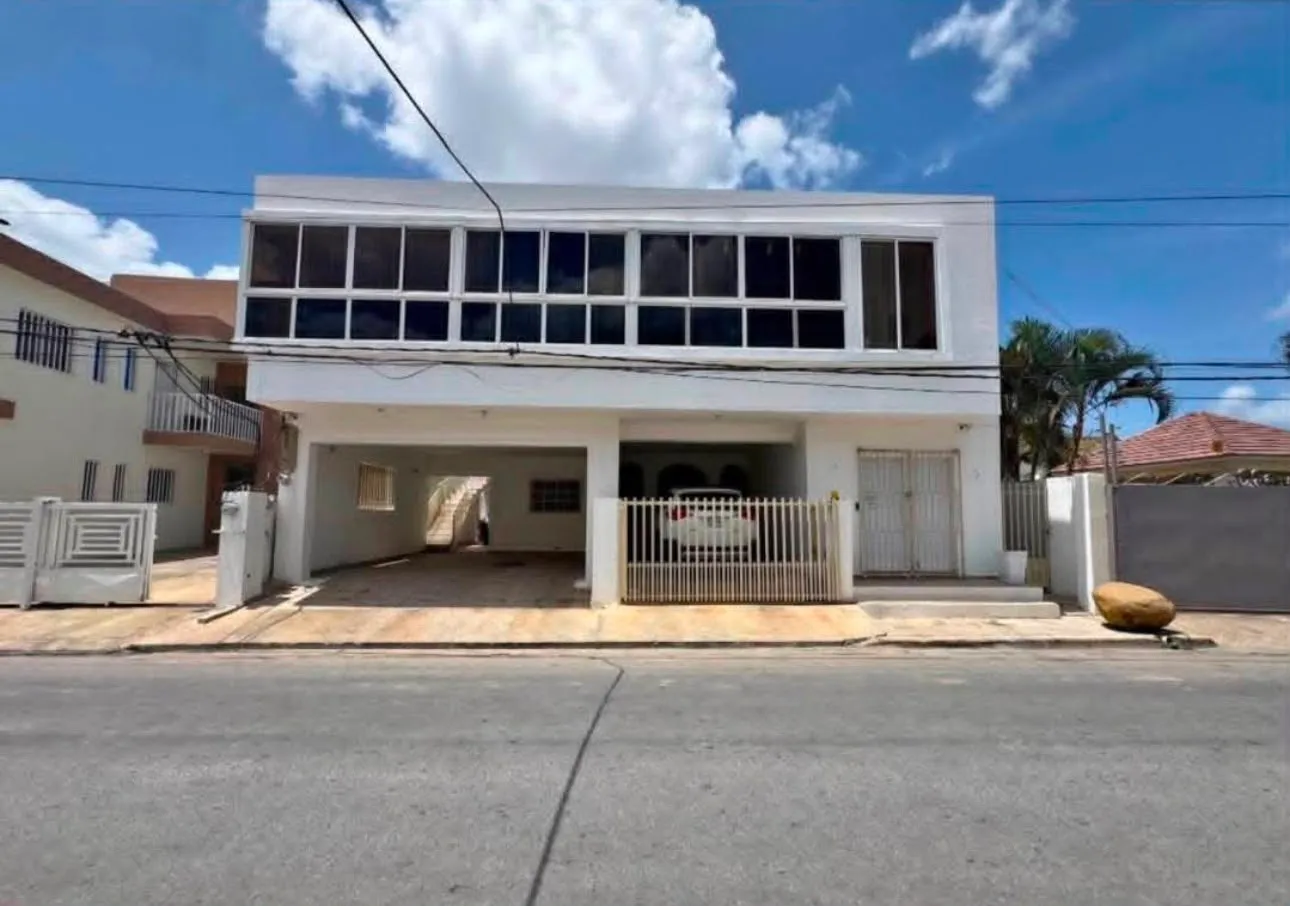 Vista principal de casa en alquiler residencial luisa perla